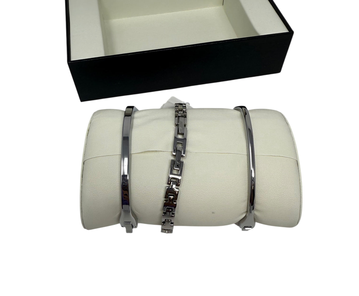 Disney Mickey Watch & Bracelet Bangle Crislu Set