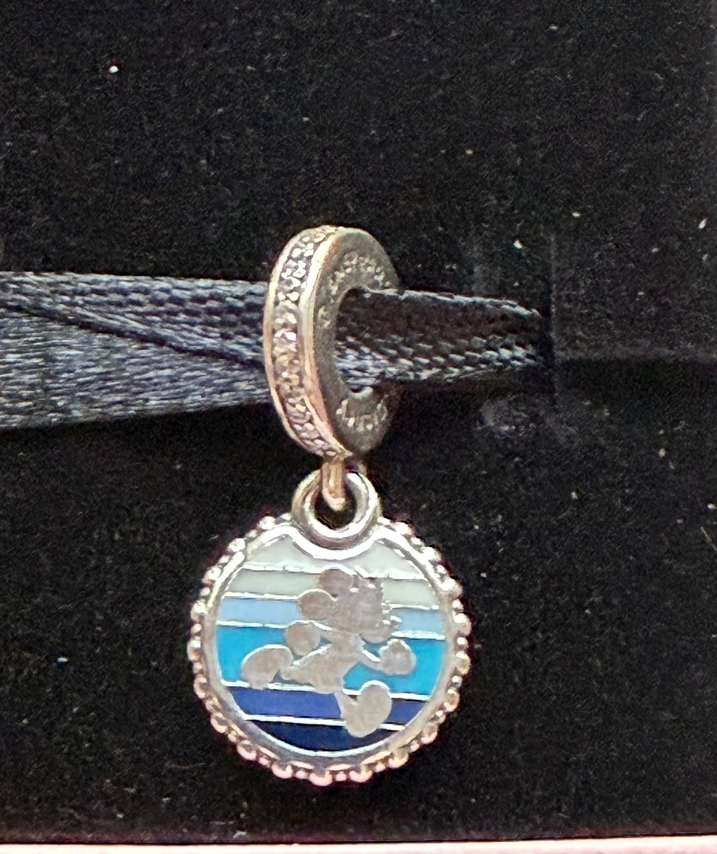 Disney Parks RunDisney Minnie Pandora Dangle Charm 2026