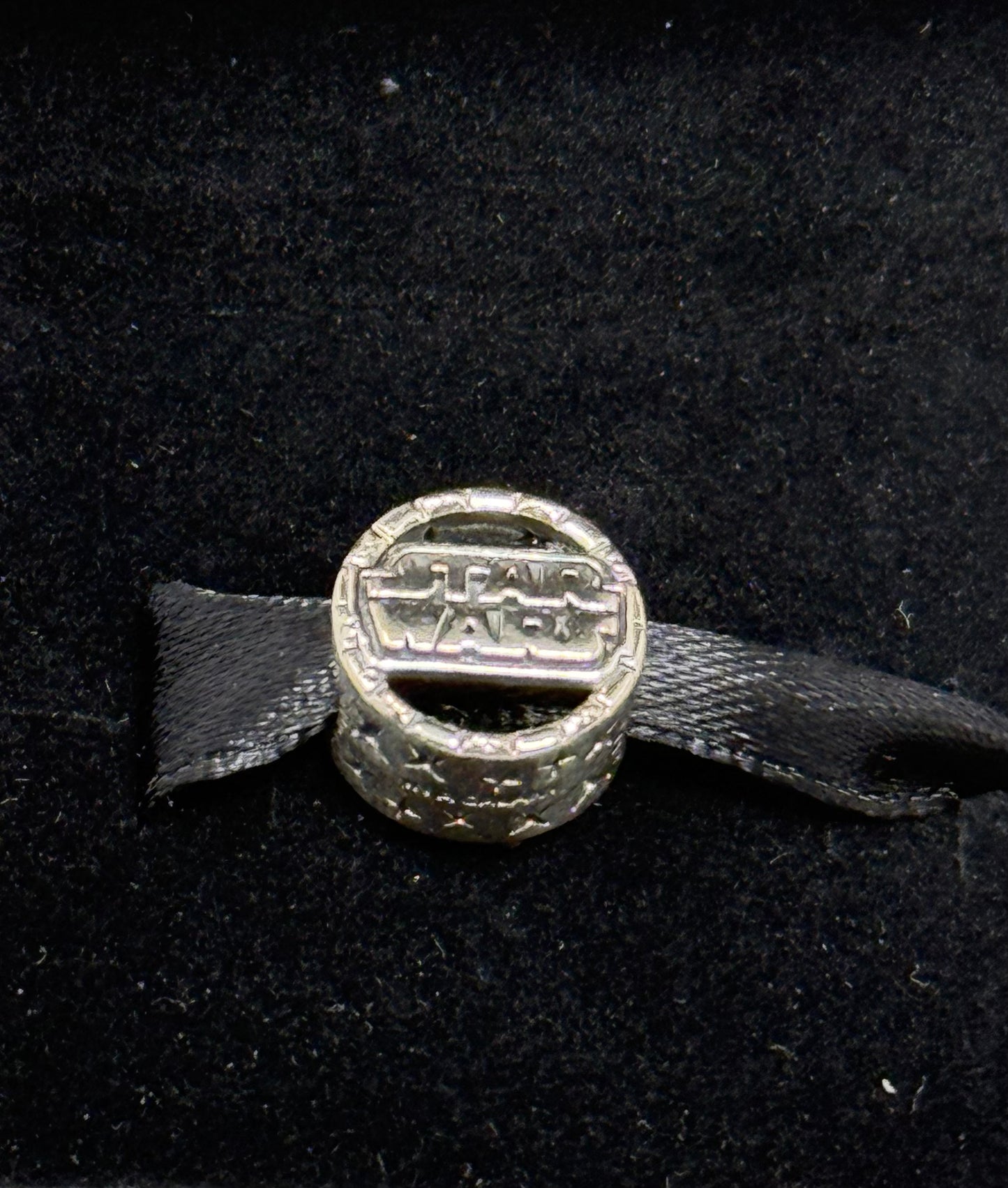 Disney Star Wars C-3PO,R2-D2 Pandora Charm-Retired