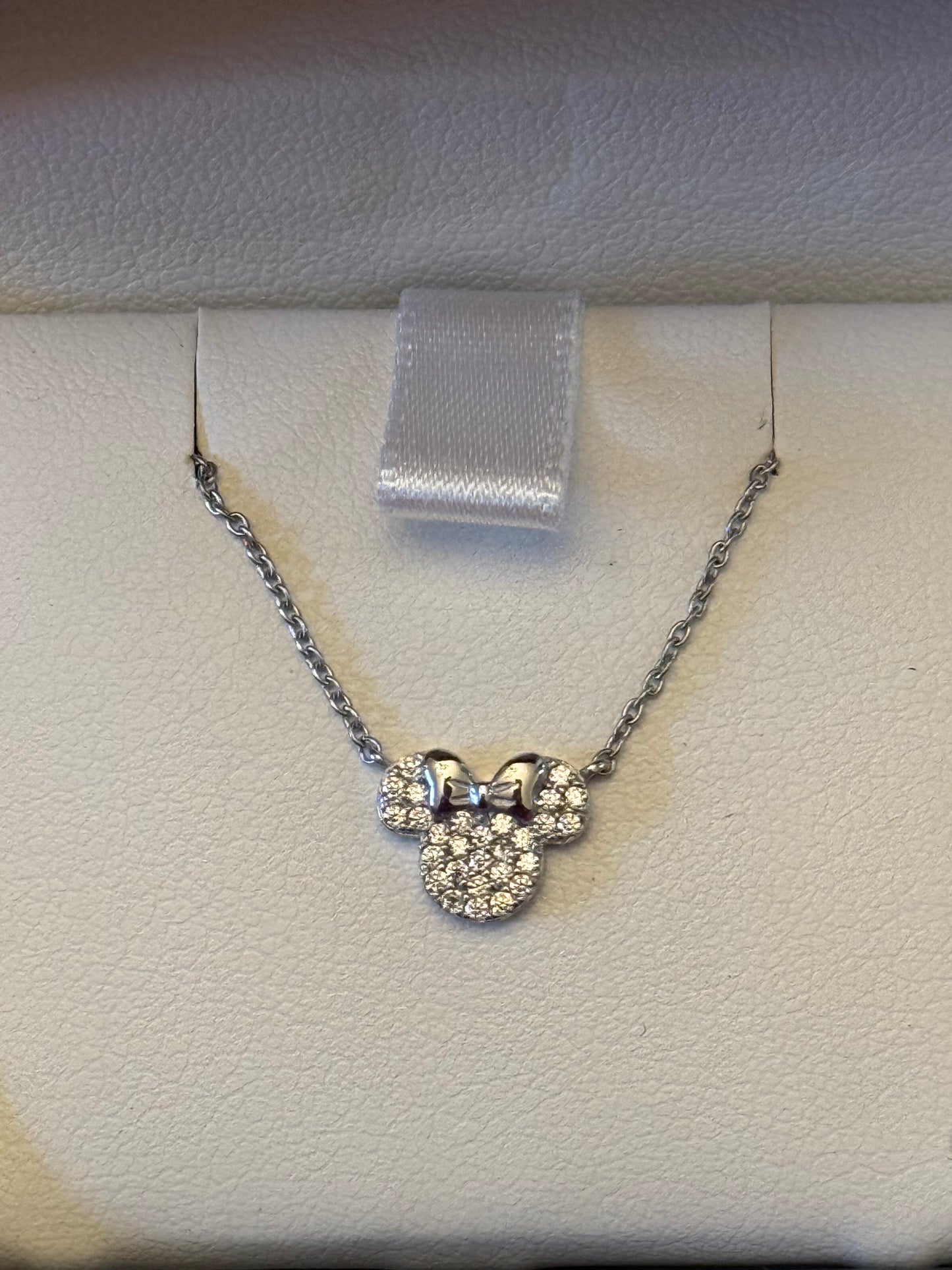 Disney Crislu Silver Minnie 18” Necklace