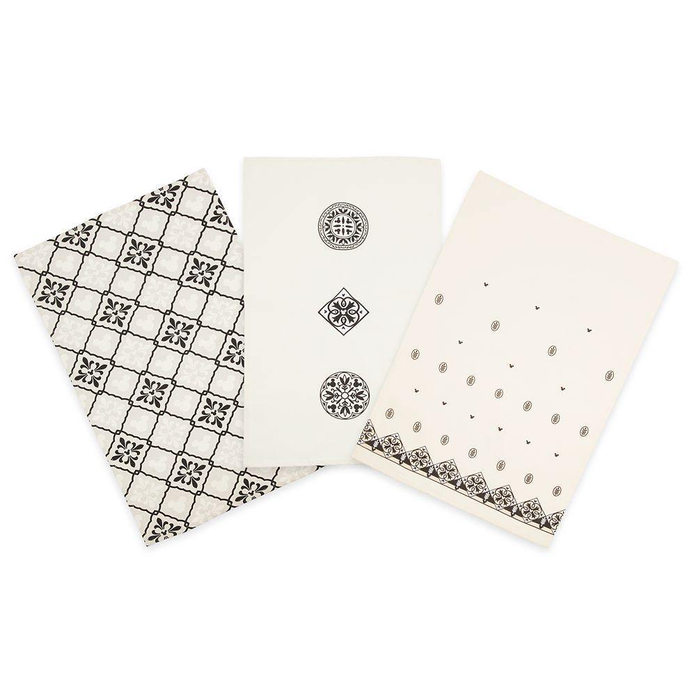 Mickey Mouse Kitchen Towel Set – Disney Homestead Collection - World of Treasures