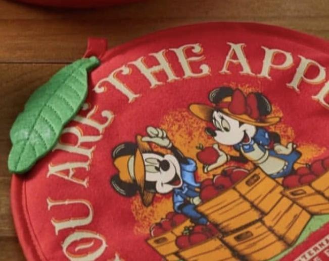 Disney Epcot Food and Wine Festival 2021 Mickey and Minnie Apple Hot Pad - World of Treasures