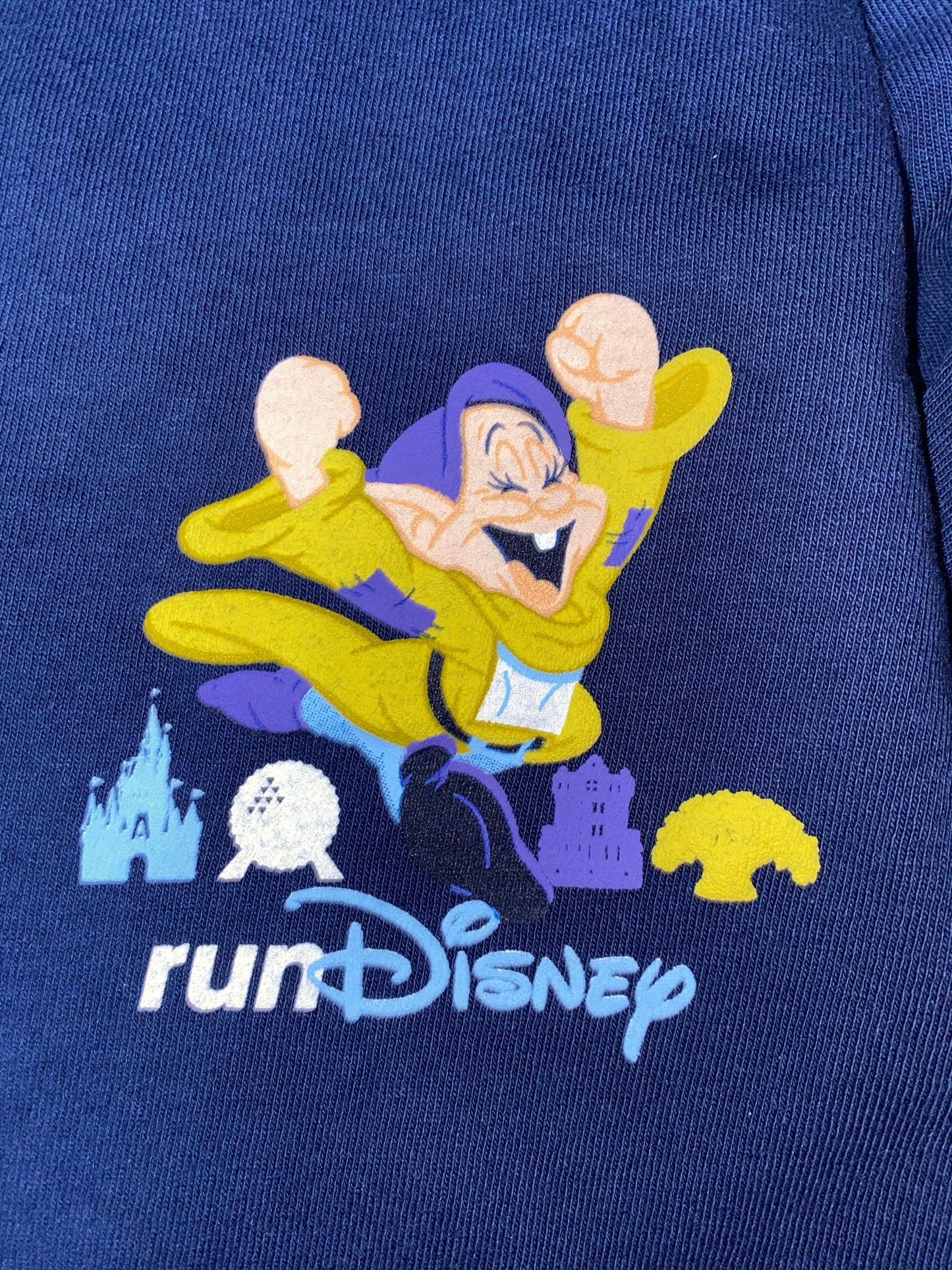 RunDisney 2020 Marathon Weekend I Run the World Spirit Jersey with Dopey XXL