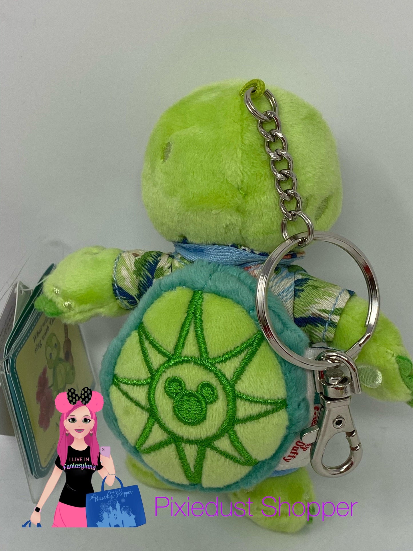 Disney Aulani Olu Turtle Dressed Keychain Clip - World of Treasures