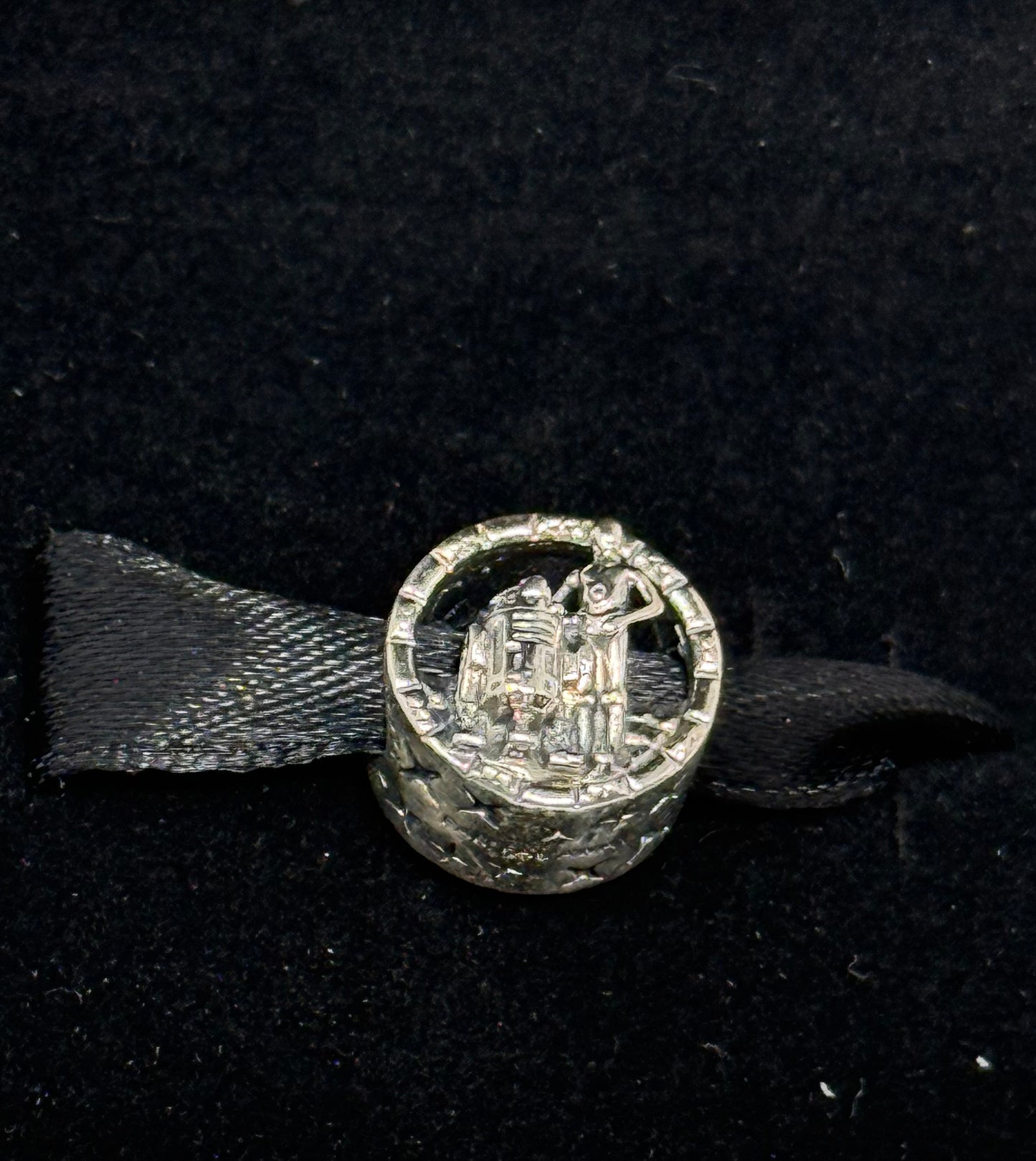 Disney Star Wars C-3PO,R2-D2 Pandora Charm-Retired