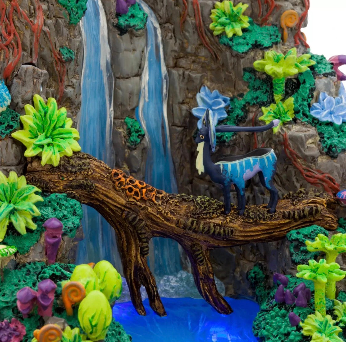 Disney Parks Avatar Bio Dome Lighted Diorama UV LED Figurine Statue