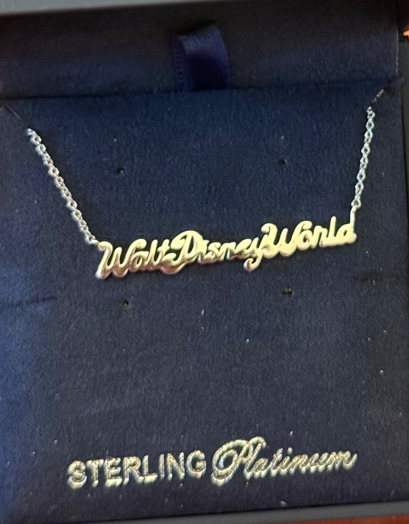 Walt Disney World Crislu Necklace Silver Platinum-Script