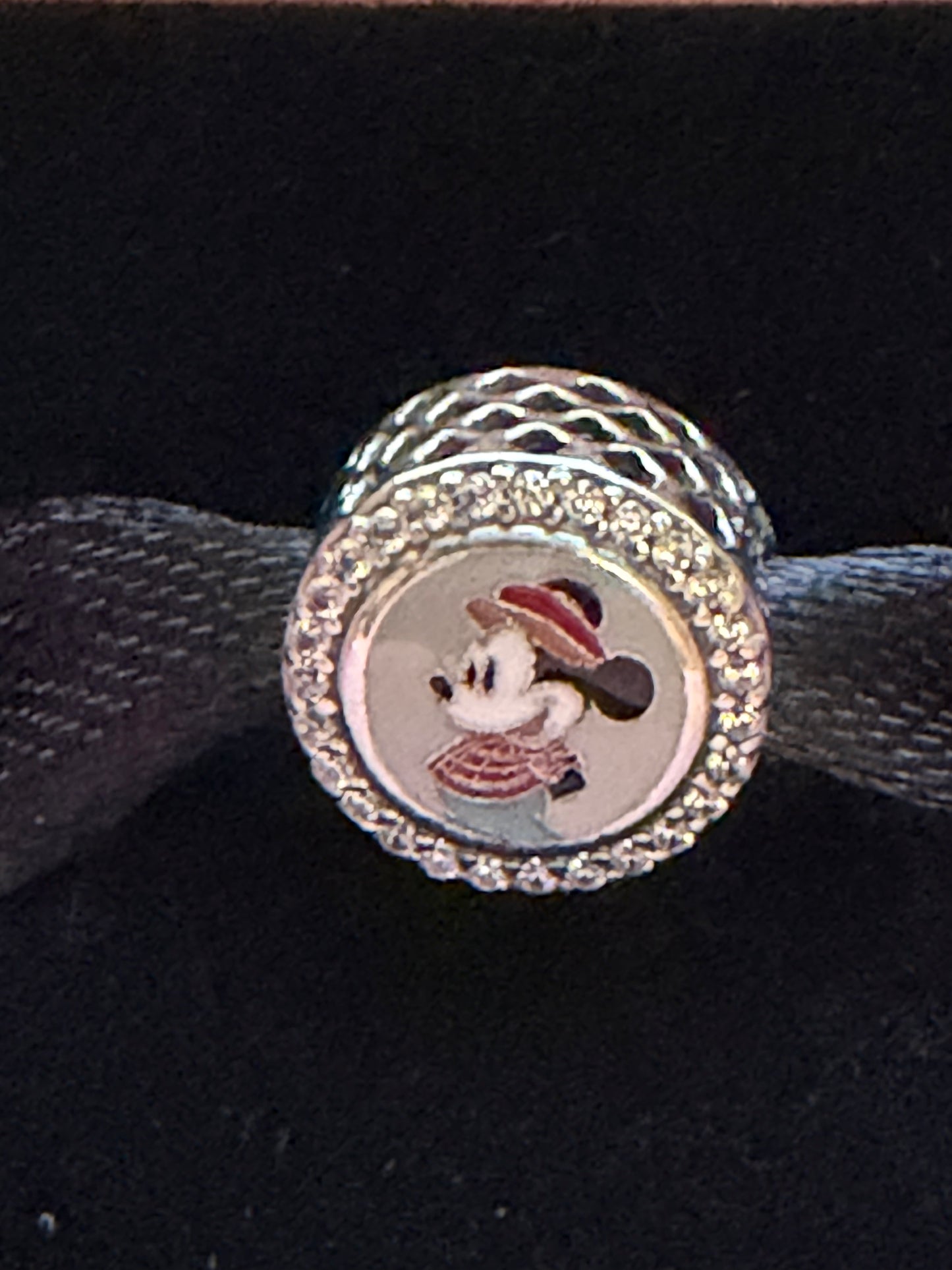 Disney Epcot Canada World Showcase Mickey Pandora Charm Bead