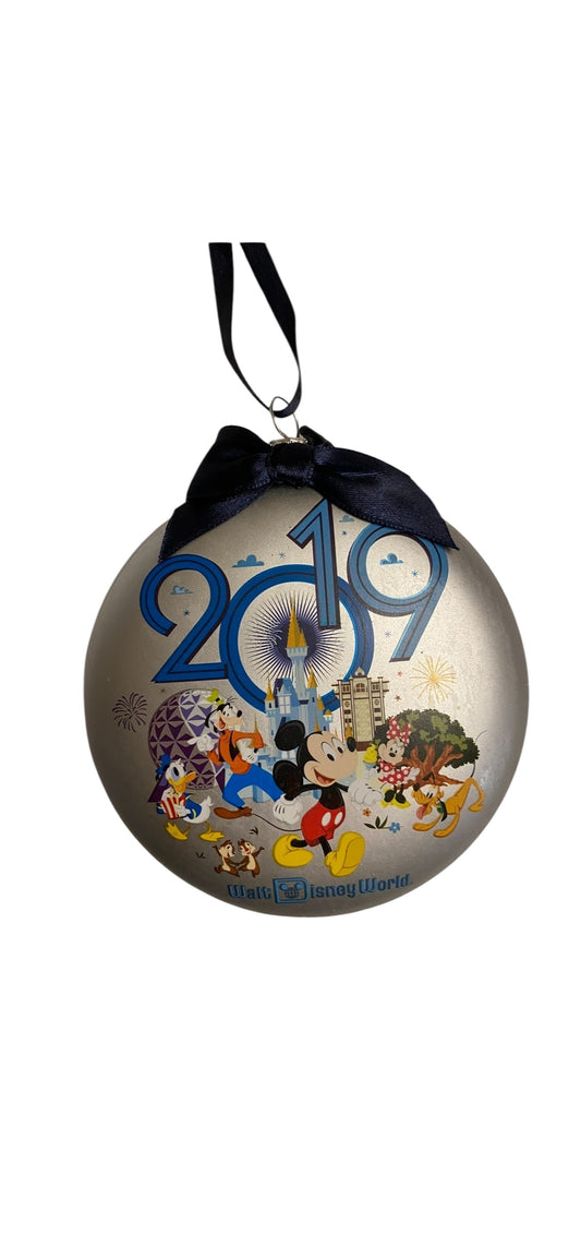 Walt Disney World 4 Parks 2919 Ornament Mickey & Friends