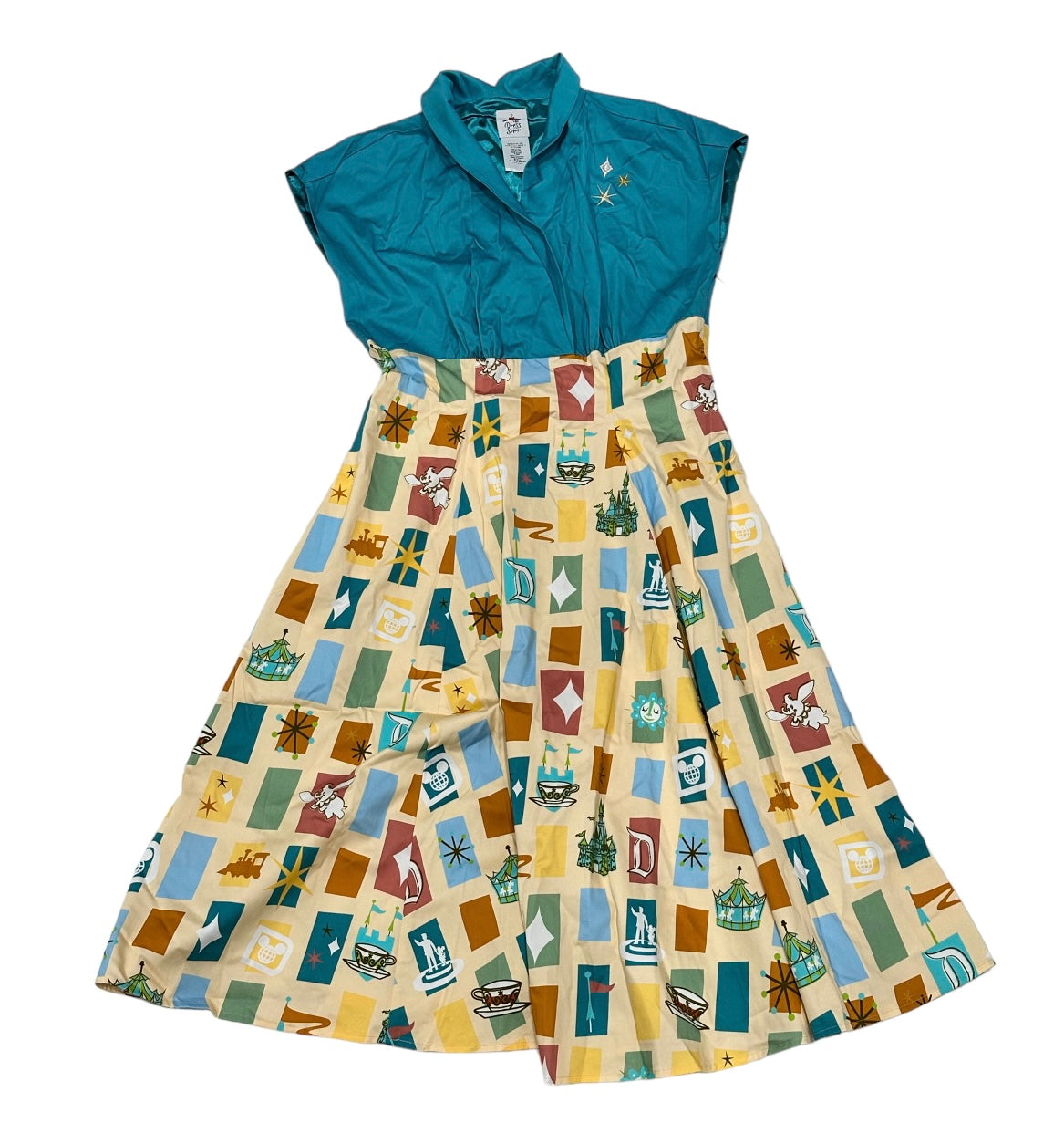 Disneyland Fantasyland Castle, Partners Retro Dress Shop