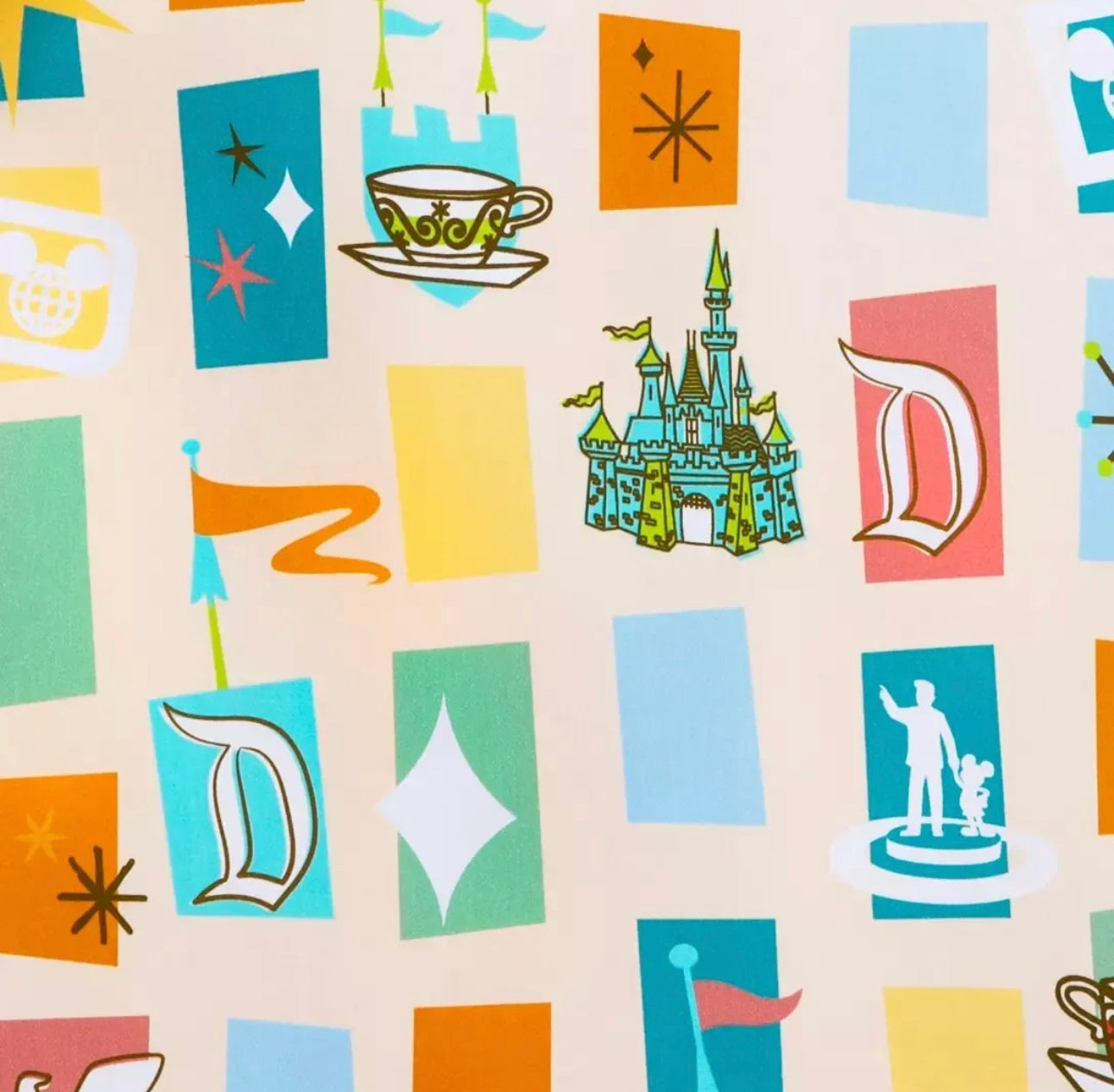 Disneyland Fantasyland Castle, Partners Retro Dress Shop