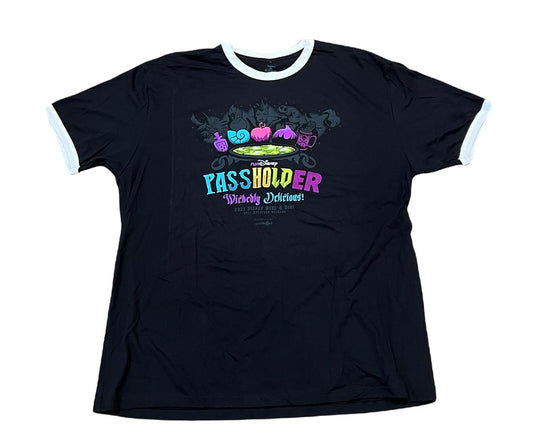 RunDisney Wine and Dine 2021 Villains Passholder Ringer Shirt