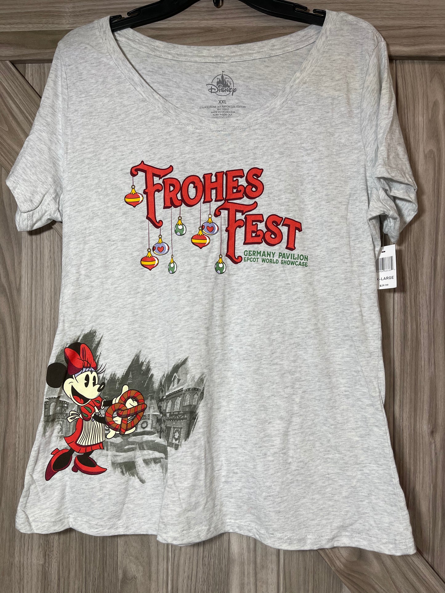 Disney Epcot Germany World Showcase Frohes Fest Minnie Christmas Ladies Shirt