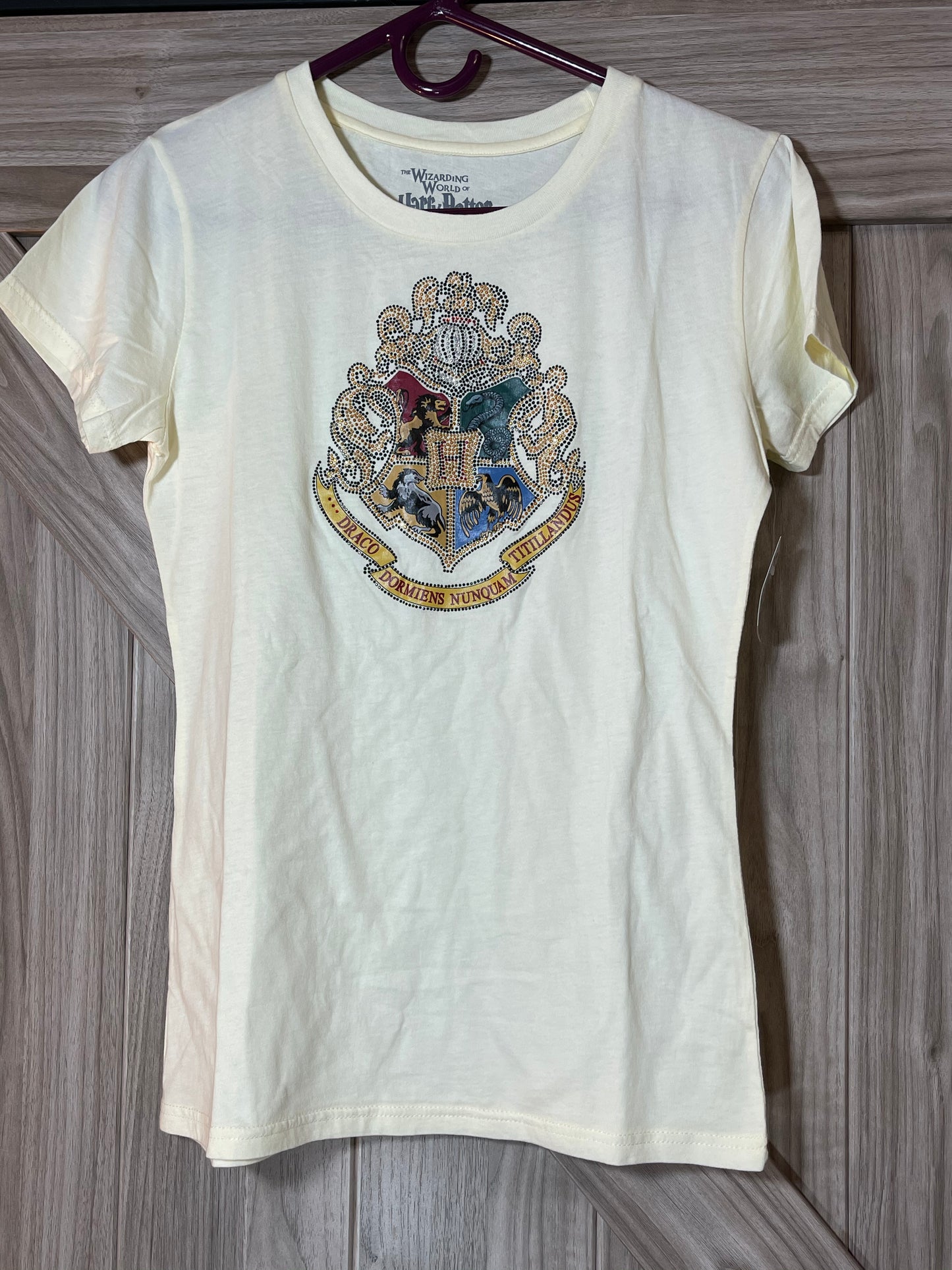 Universal Studios Harry Potter - Hogwarts Rhinestone Crest Ladies T-Shirt