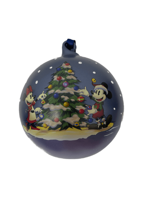 Disney Epcot Germany Frohliche Weihnachten Mickey and Minnie Ornament