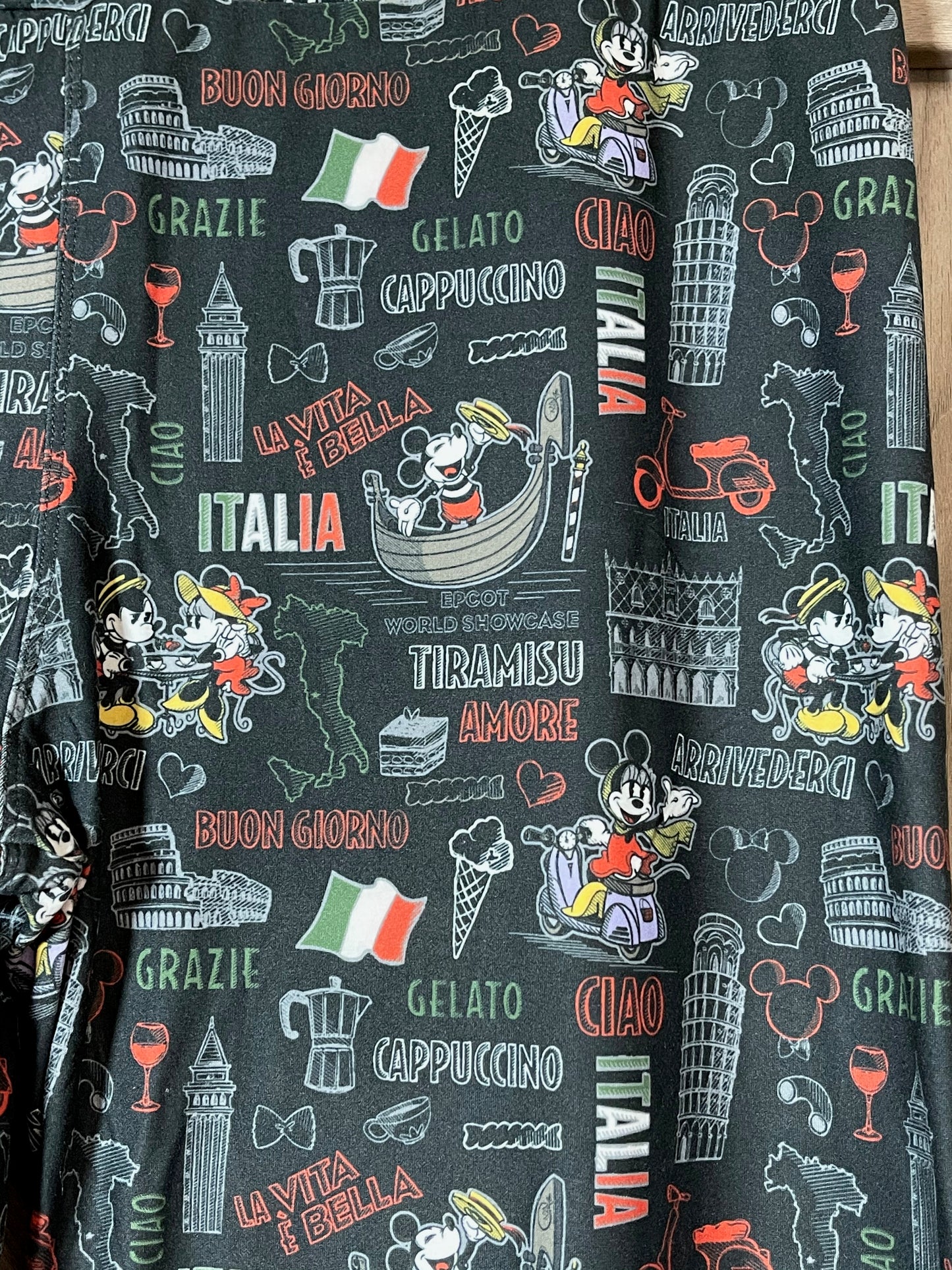 Disney Epcot Italy World Showcase Minnie and Mickey Icon Leggings