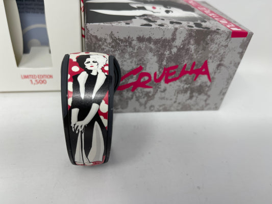 Disney Cruella MagicBand 2 – Live Action – Limited Edition