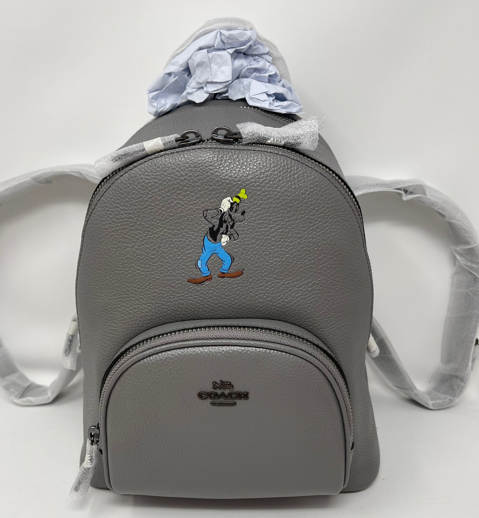 Disney X COACH Goofy Grey Carrie Backpack 23 Purse World of Treasures Disney X COACH Goofy Grey Carrie Backpack 23 Purse World of Treasures