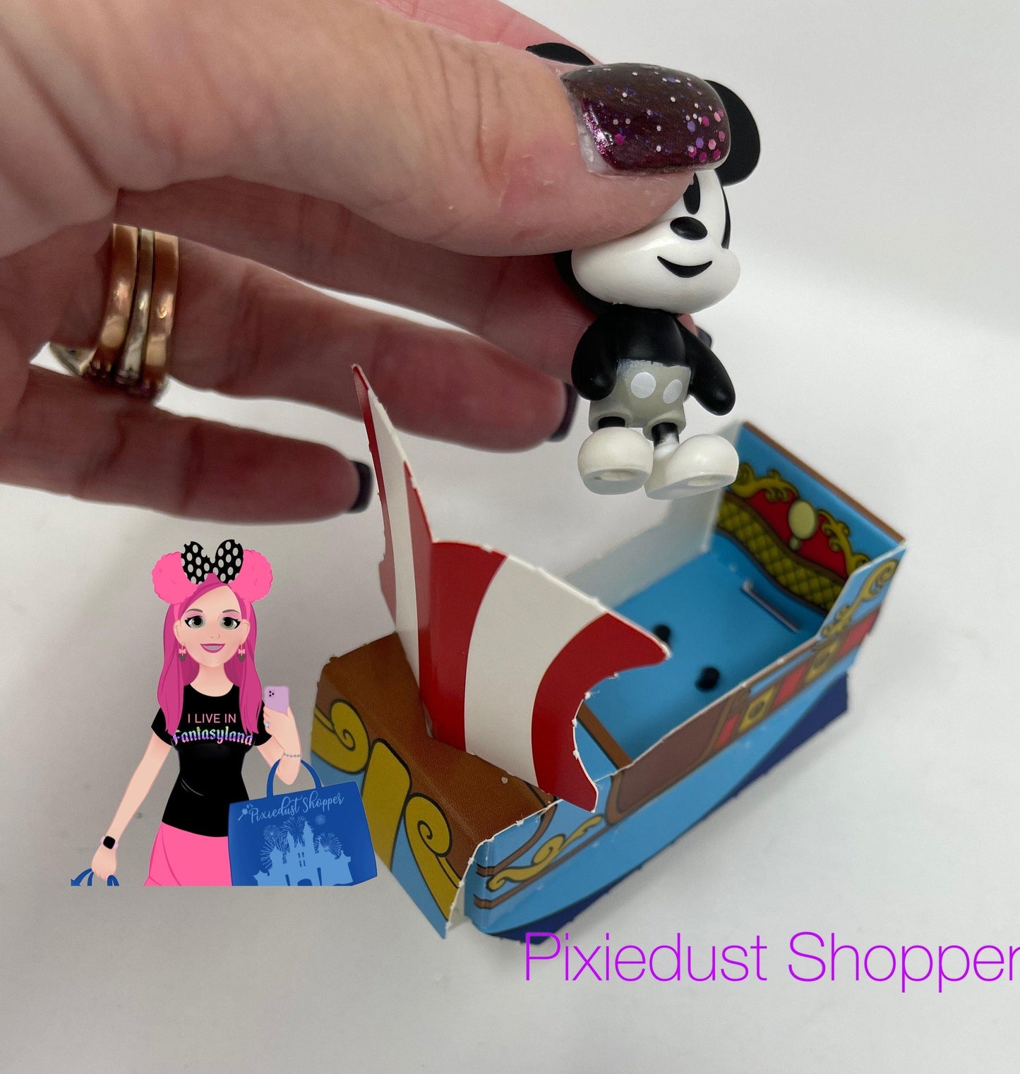 Disney Park Pals Collectabuilds 2” Blind Box Series 1 - World of Treasures