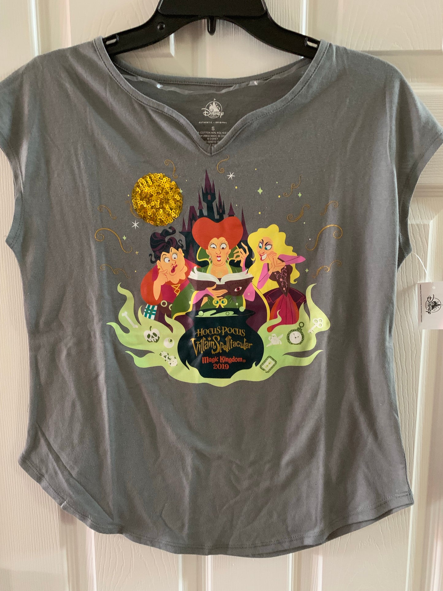 Disney MNSSHP Hocus Pocus Tonight We Fly Glow in the Dark Shirt