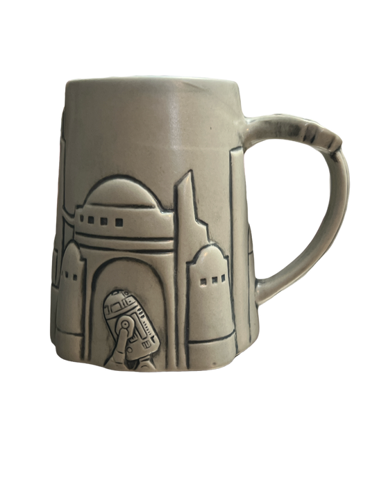 Disney Star Wars Galaxy's Edge R2D2 Batuu Millennium Falcon Mug